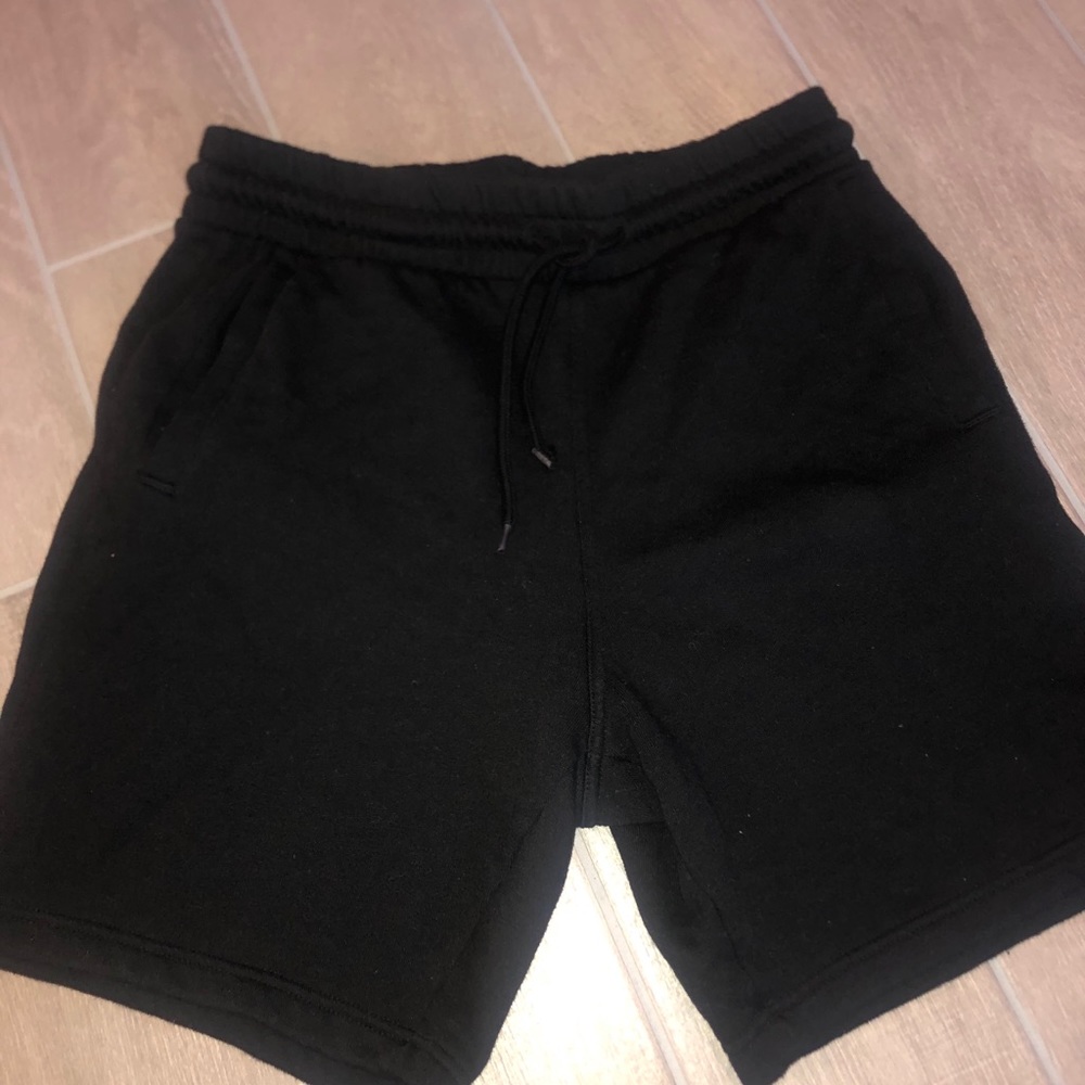 H&M men’s shorts